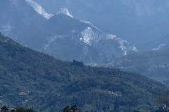 Fiumaretta di Ameglia (vue sur les carrières de Carrare)
