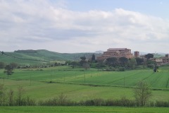 Monteroni d'Arbia : grange fortifiée de Cuna