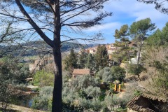 Vue sur les colines à Callas