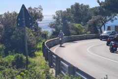 Route SS1 à Alassio, ça grimpe !